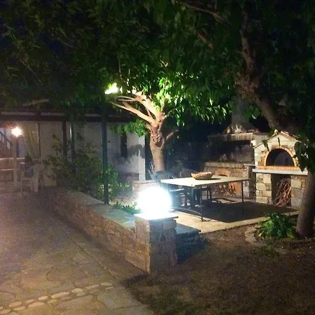 Сasa de vacaciones Maria House *